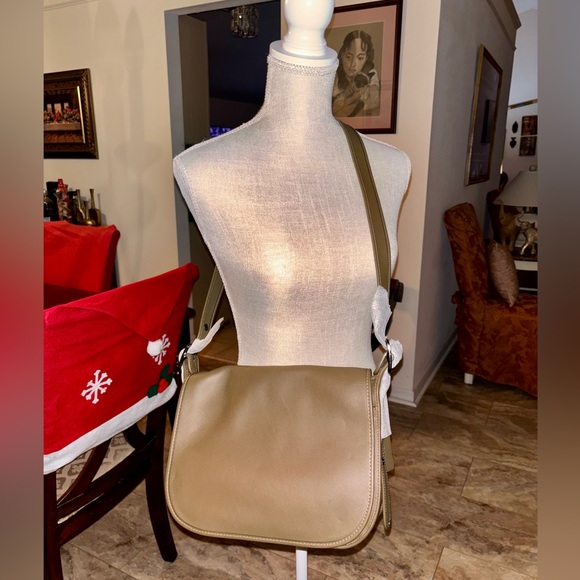 Authentic Limited Edition 75th Anniversary COACH saddle bag 9170 in Dark Fatigue - Picture 16 of 16